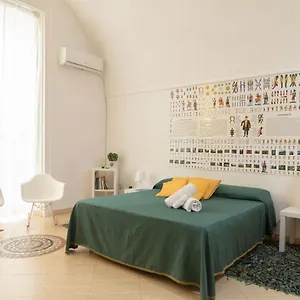 Neapolitan Style Apartrment , Neapel Italien