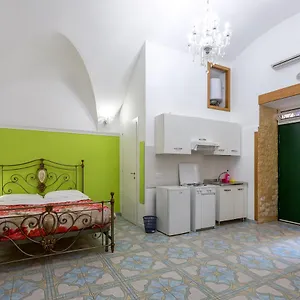 Nacity , Neapel Italien