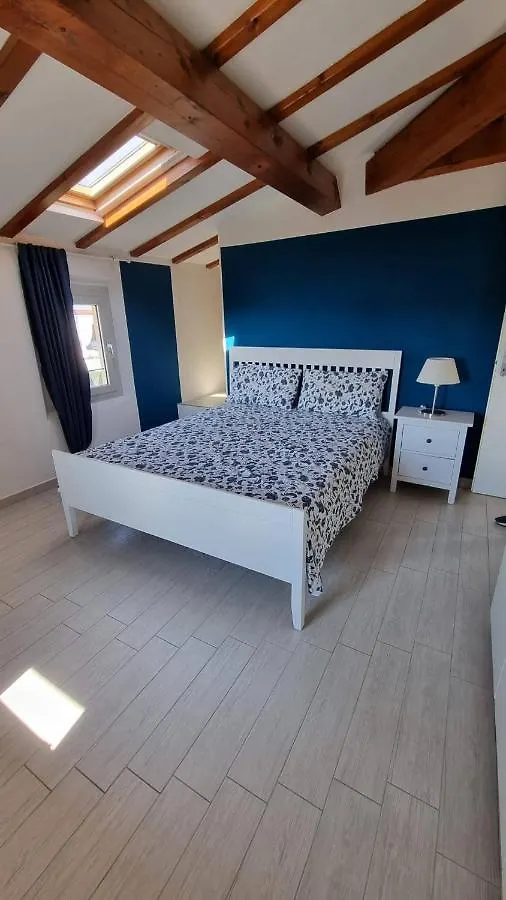 Apartament Casa Elsa Torri Del Benaco 0*,